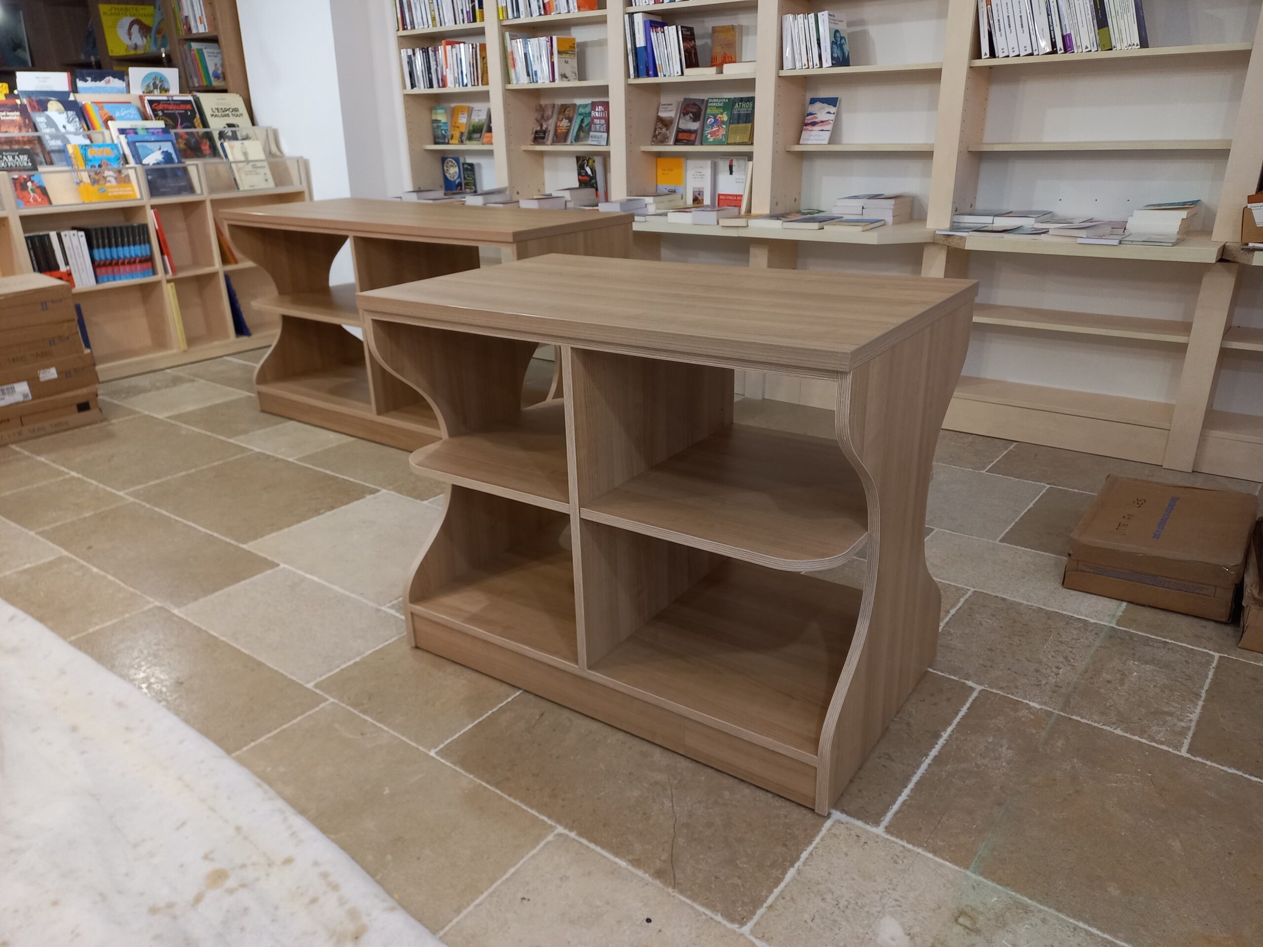 Redesign tables existantes - Librairie La Suite à Versailles